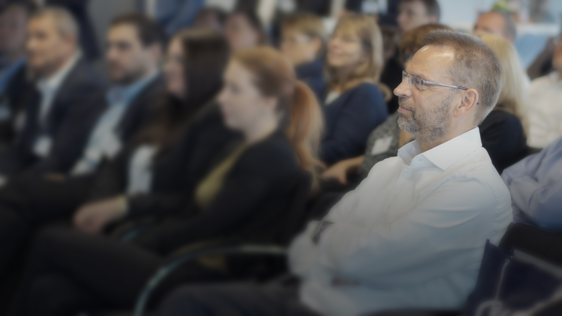 Key Sebbeße Thumbnail_(no text)_V1